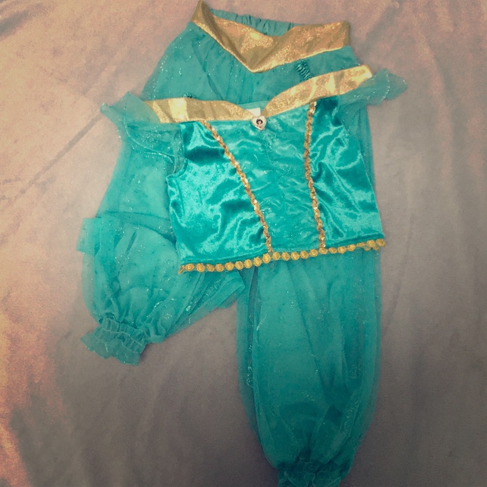 The Disney Store Jasmine 2pc Costume Size 5/6